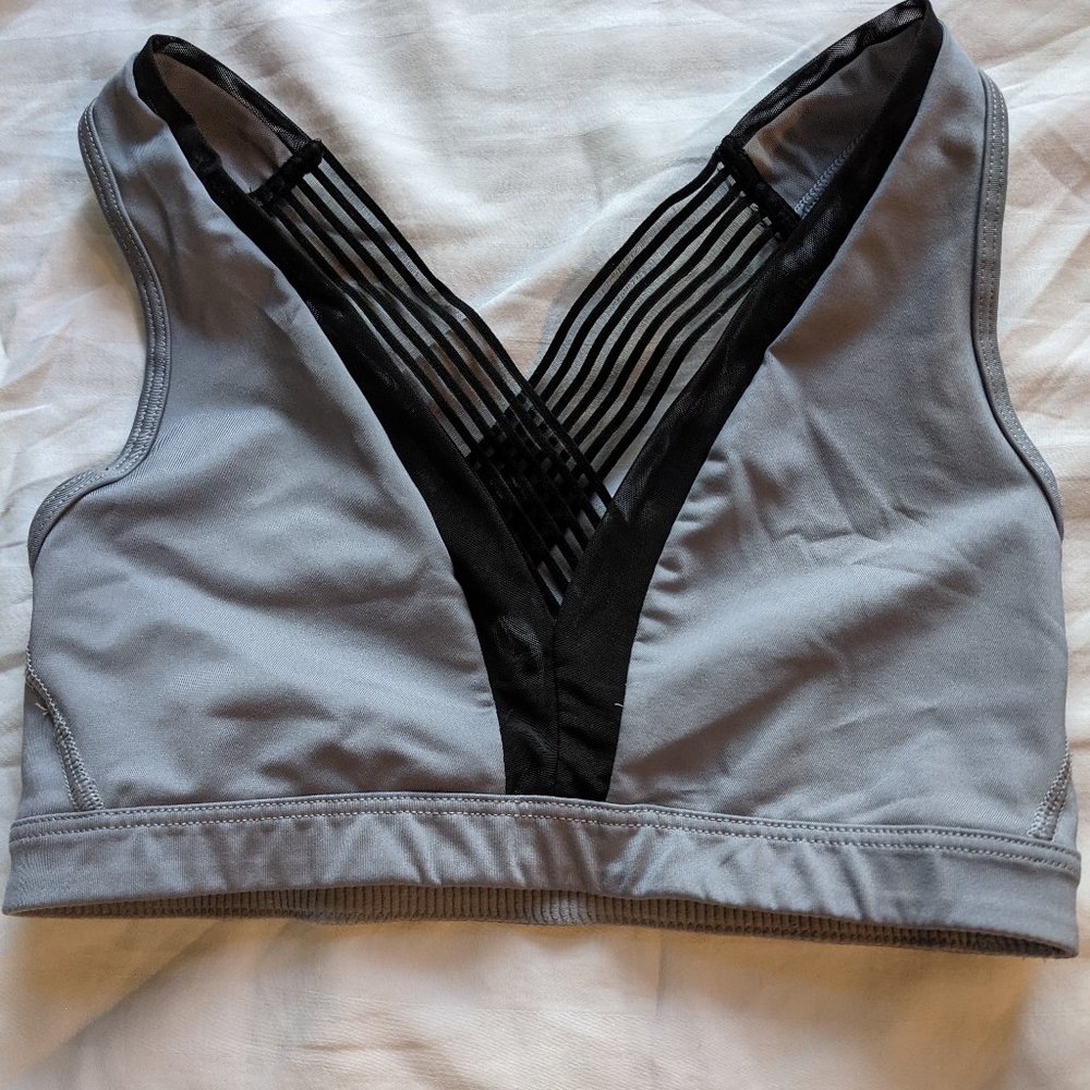 NWOT VICTORIA'S SECRET MESH SPORT BRA